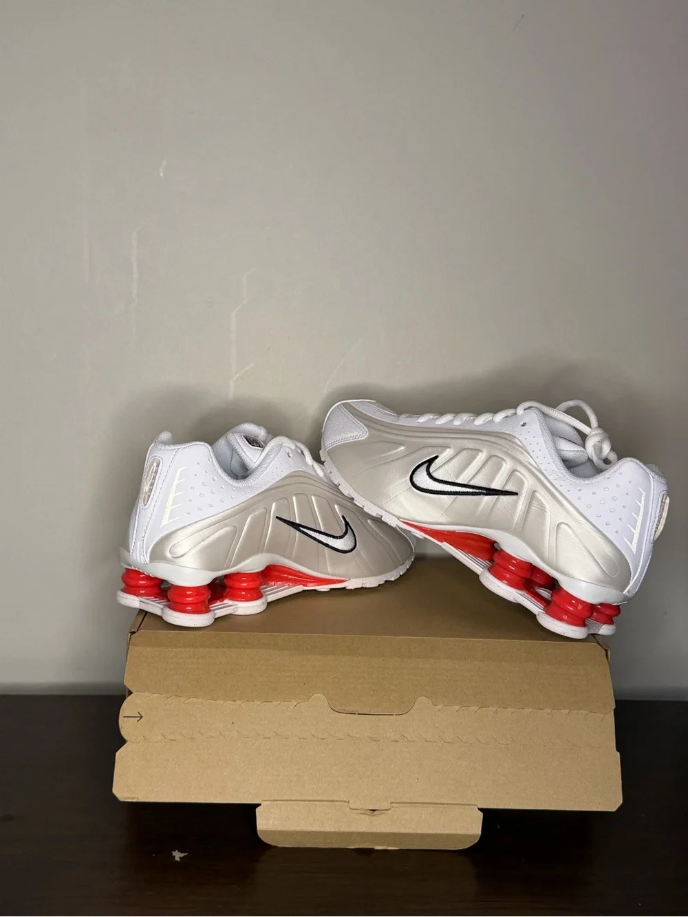 Nike Shox R4 GS